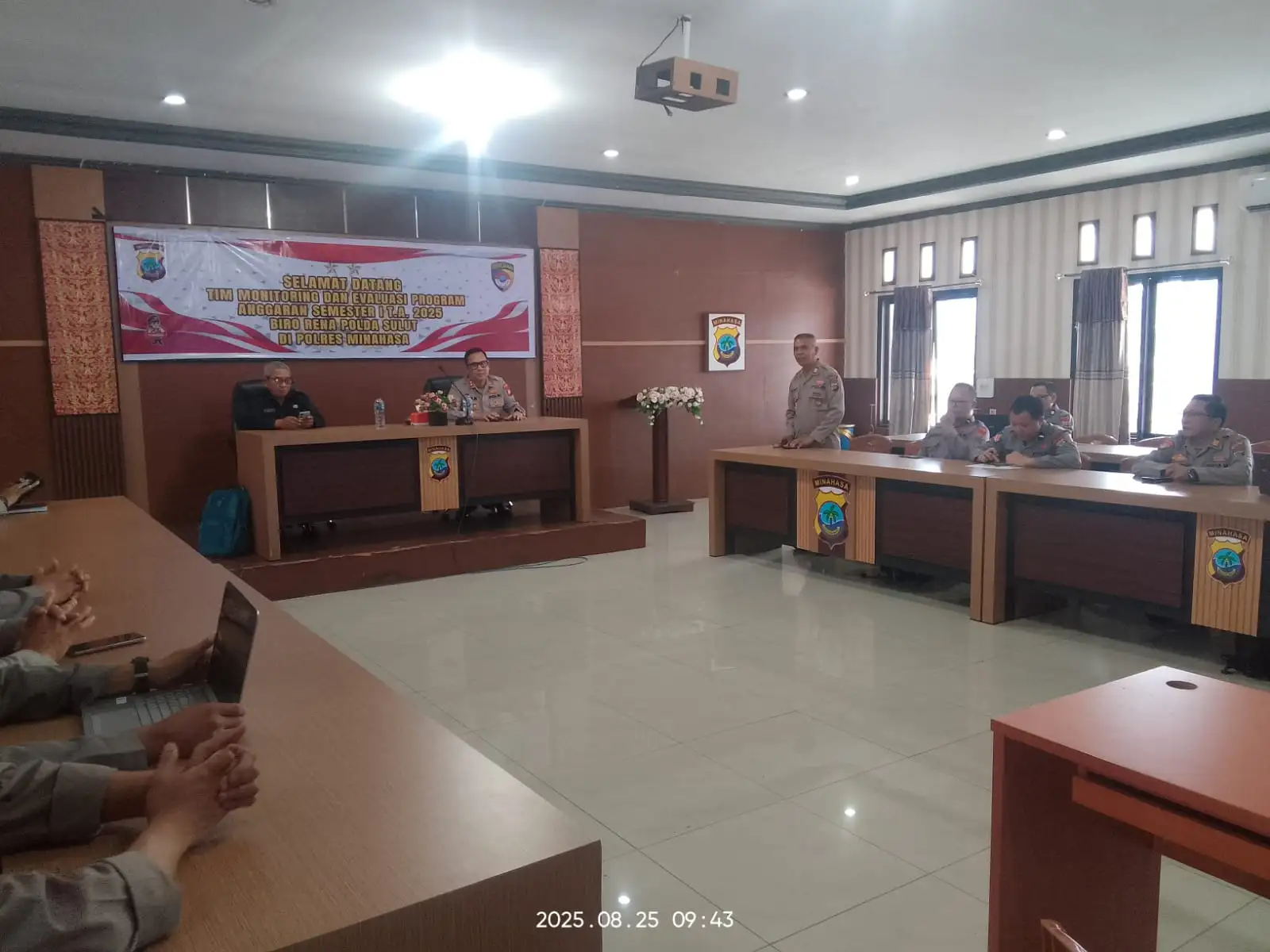 Polres Minahasa Jadi Tuan Rumah Monitoring dan Evaluasi Program dan Anggaran Semester I T.A. 2025